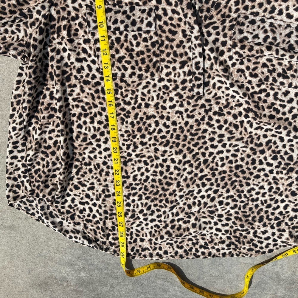 Torrid Leopard Print Brown Black Blouse Top, Size 3X - Picture 6 of 6